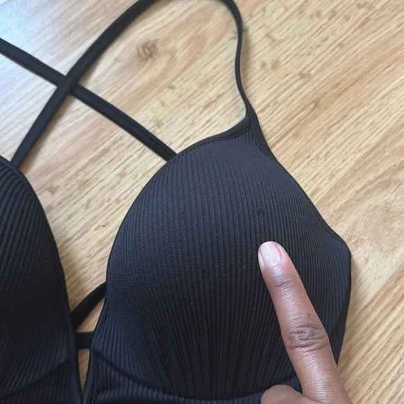 Black Strappy Bralette - Picture 5 of 9